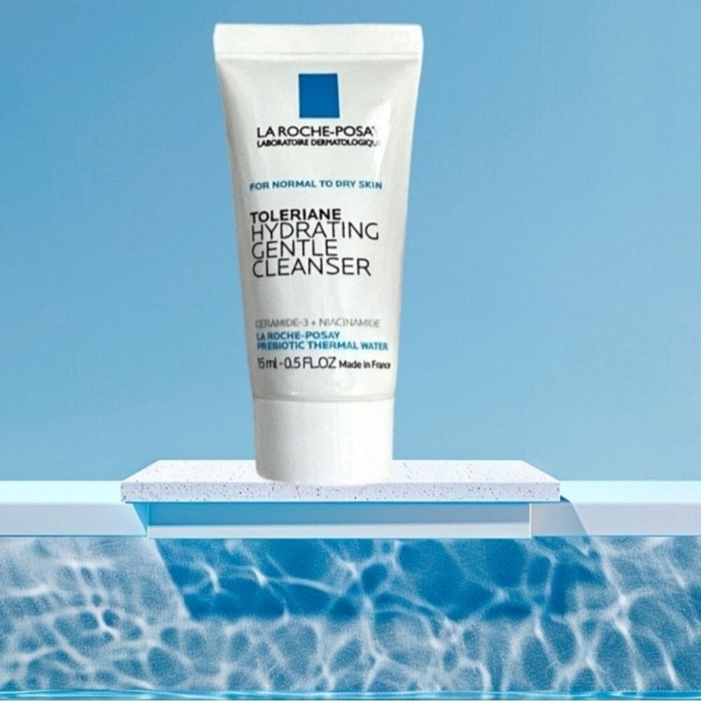 La Roche-Posay Toleriane Hydrating Gentle Cleanser Mini Travel Try It Size Lady